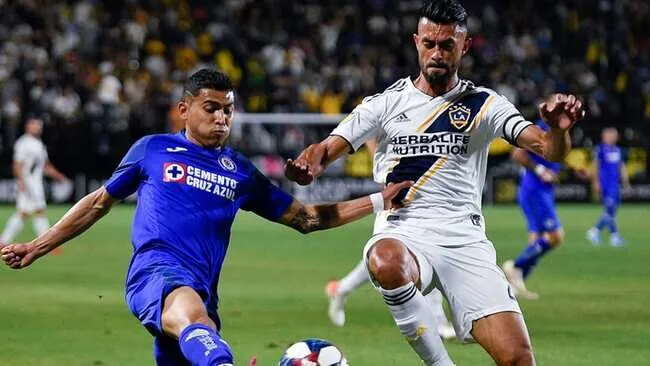 Màn giao tranh đỉnh cao giữa Los Angeles Galaxy vs Cruz Azul